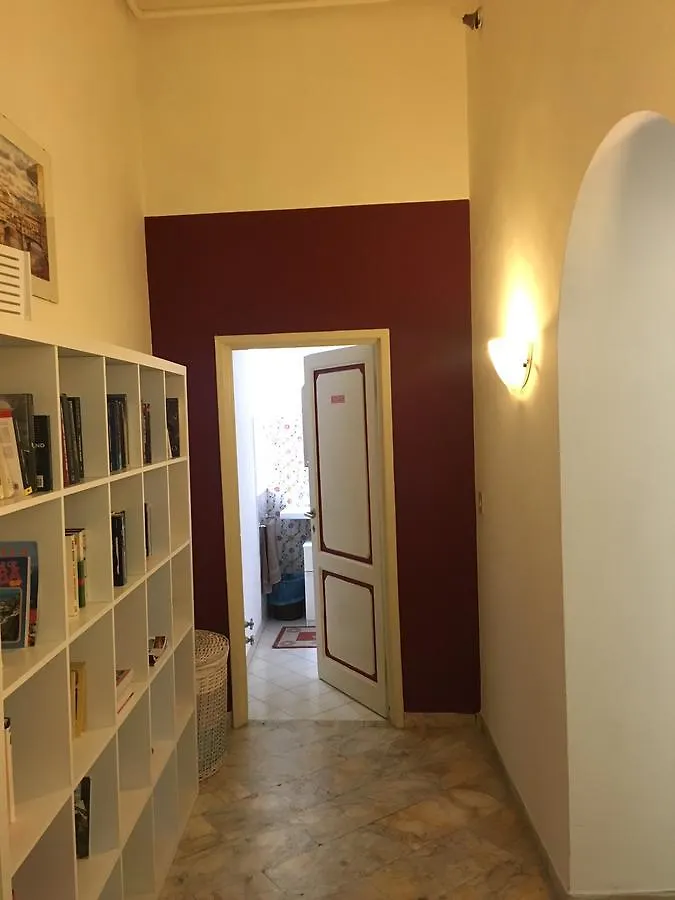 לינה וארוחת בוקר פירנצה Martindago 3*,  איטליה